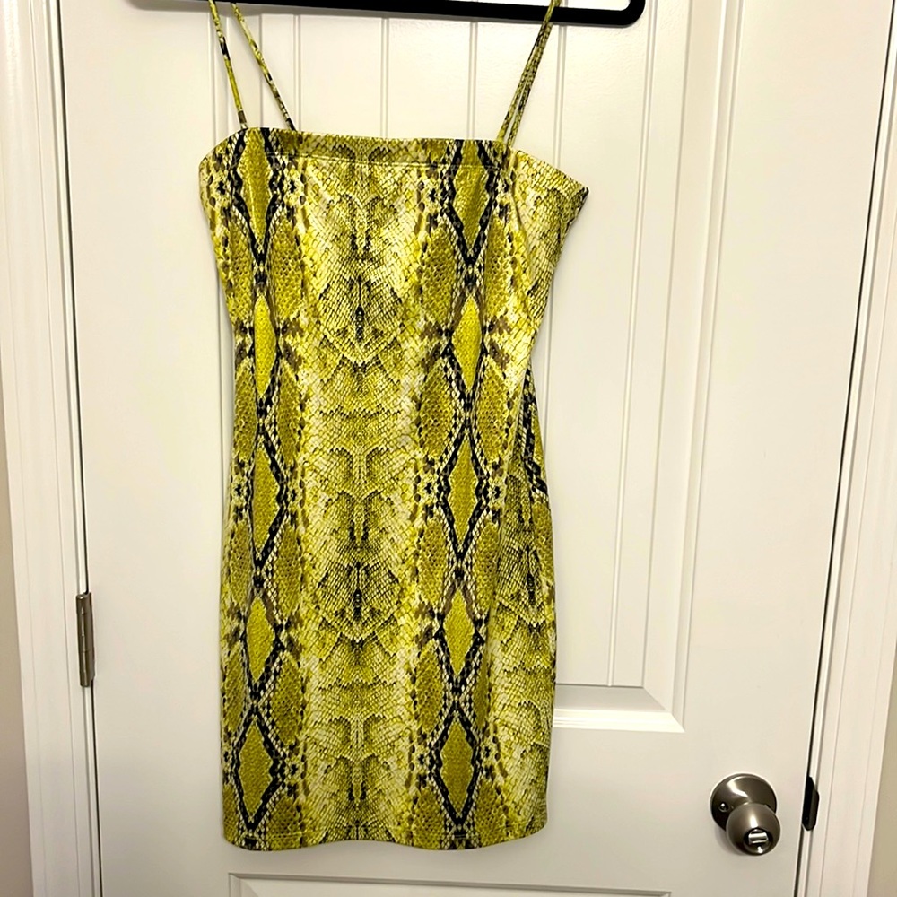 Mini dress